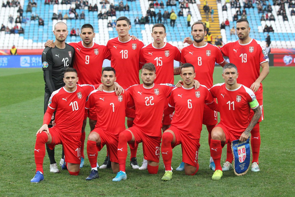 foto de equipo para Serbia